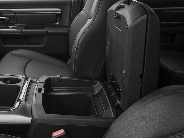 2017 RAM 1500 Night Crew Cab 4x4 6'4' Box