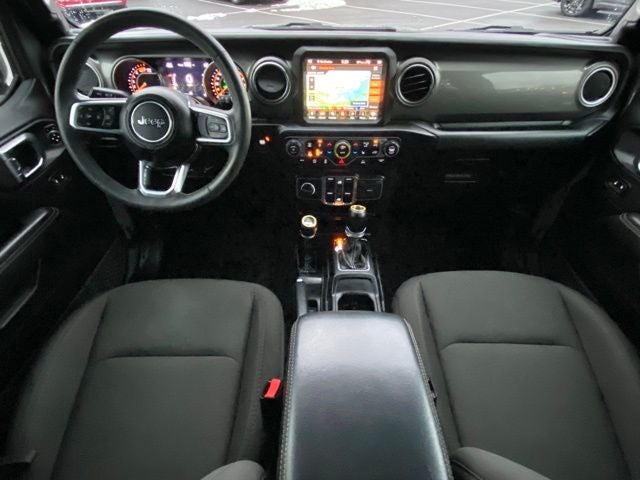 2023 Jeep Wrangler 4-Door Sahara 4x4