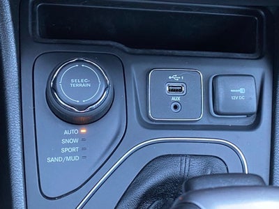 2022 Jeep Cherokee Latitude Lux 4x4