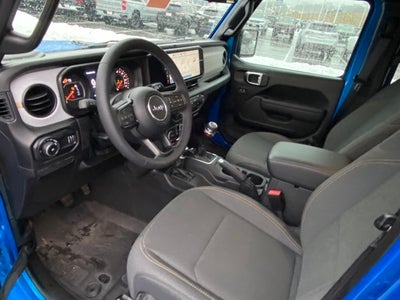 2025 Jeep Wrangler 4-Door Willys 4x4