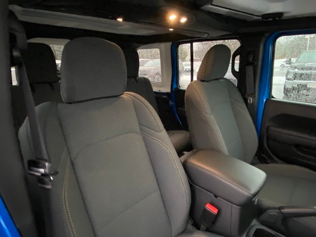 2025 Jeep Wrangler 4-Door Willys 4x4