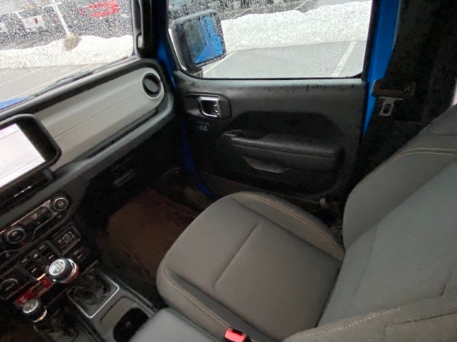 2025 Jeep Wrangler 4-Door Willys 4x4