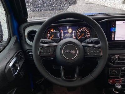 2025 Jeep Wrangler 4-Door Willys 4x4