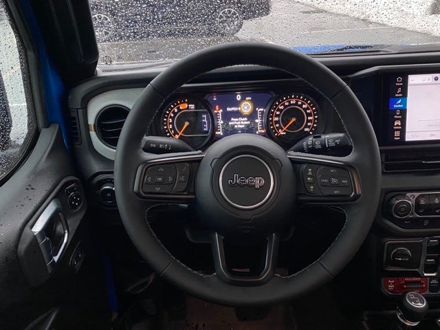 2025 Jeep Wrangler 4-Door Willys 4x4