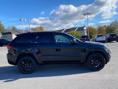2022 Jeep Grand Cherokee WK Laredo X 4x4