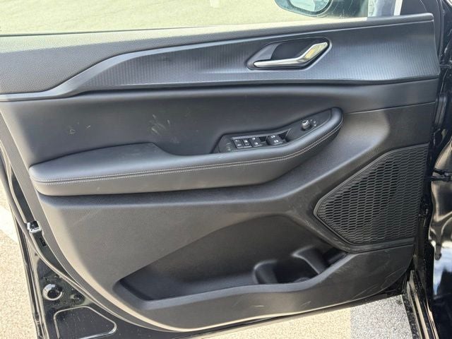 2026 Jeep Grand Cherokee GRAND CHEROKEE LAREDO X 4X4