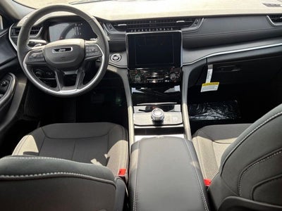 2026 Jeep Grand Cherokee GRAND CHEROKEE LAREDO X 4X4