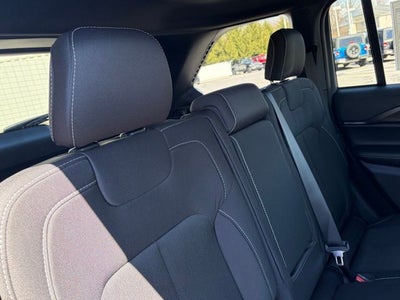 2026 Jeep Grand Cherokee GRAND CHEROKEE LAREDO X 4X4