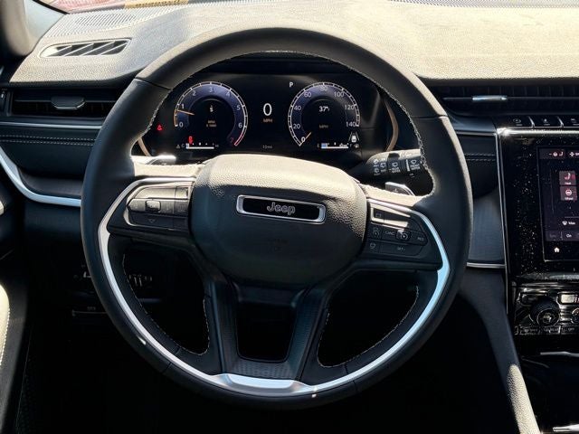 2026 Jeep Grand Cherokee GRAND CHEROKEE LAREDO X 4X4