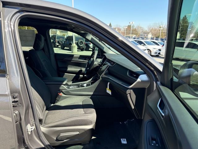 2026 Jeep Grand Cherokee GRAND CHEROKEE LAREDO X 4X4