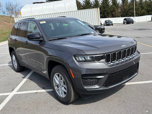 2026 Jeep Grand Cherokee GRAND CHEROKEE LAREDO X 4X4