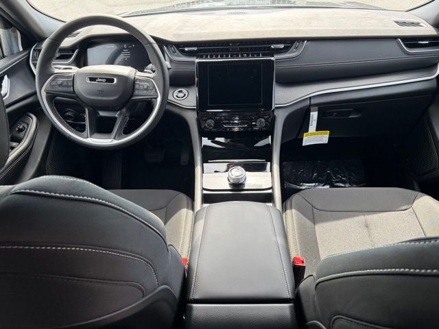 2026 Jeep Grand Cherokee GRAND CHEROKEE LAREDO X 4X4