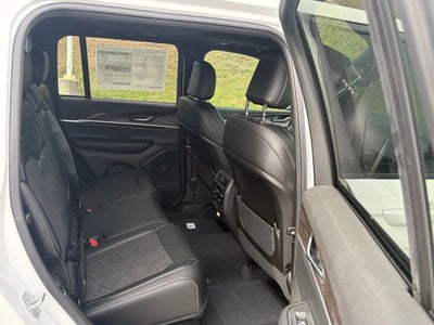 2026 Jeep Grand Cherokee GRAND CHEROKEE LAREDO ALTITUDE 4X4