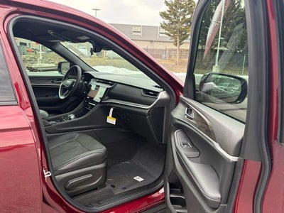 2026 Jeep Grand Cherokee GRAND CHEROKEE LAREDO ALTITUDE 4X4