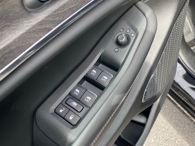 2025 Jeep Grand Cherokee GRAND CHEROKEE OVERLAND 4X4