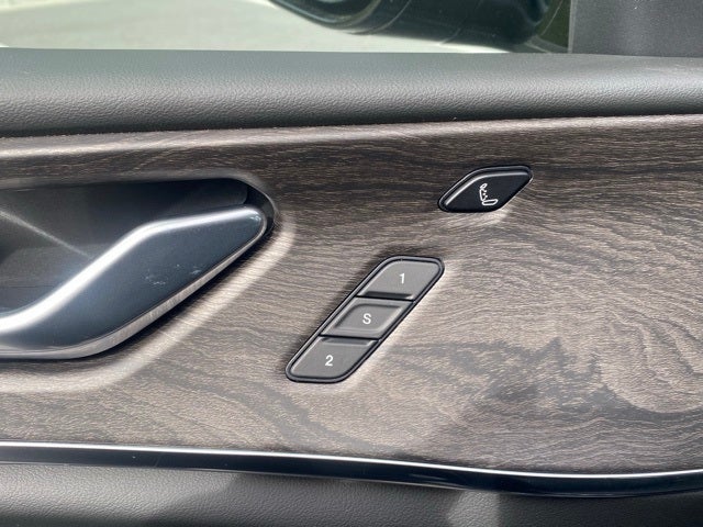 2025 Jeep Grand Cherokee GRAND CHEROKEE OVERLAND 4X4