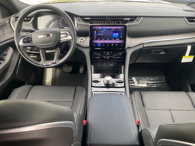 2025 Jeep Grand Cherokee GRAND CHEROKEE OVERLAND 4X4