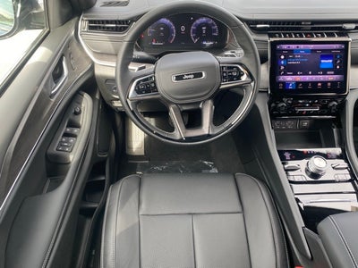 2025 Jeep Grand Cherokee GRAND CHEROKEE OVERLAND 4X4