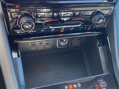 2025 Jeep Grand Cherokee GRAND CHEROKEE OVERLAND 4X4