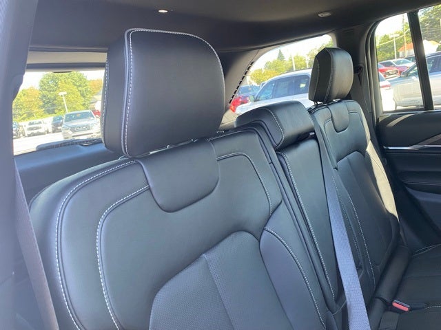 2025 Jeep Grand Cherokee GRAND CHEROKEE OVERLAND 4X4