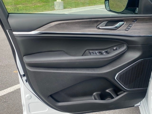 2025 Jeep Grand Cherokee GRAND CHEROKEE OVERLAND 4X4