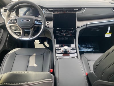 2025 Jeep Grand Cherokee GRAND CHEROKEE OVERLAND 4X4