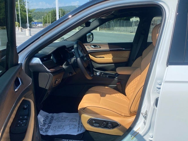 2025 Jeep Grand Cherokee GRAND CHEROKEE SUMMIT 4X4