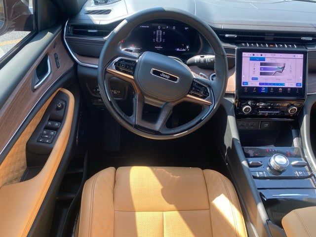 2025 Jeep Grand Cherokee GRAND CHEROKEE SUMMIT 4X4