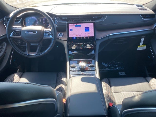 2025 Jeep Grand Cherokee GRAND CHEROKEE SUMMIT 4X4