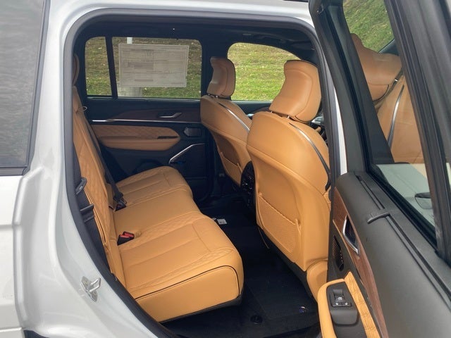 2025 Jeep Grand Cherokee GRAND CHEROKEE SUMMIT 4X4