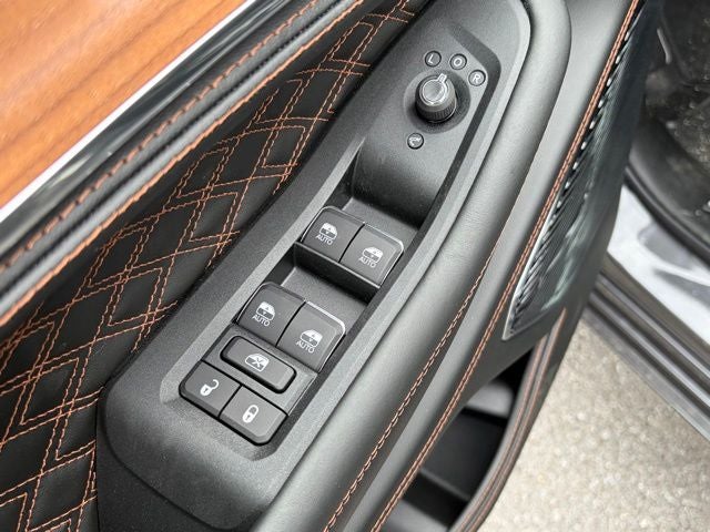 2026 Jeep Grand Cherokee GRAND CHEROKEE SUMMIT 4X4