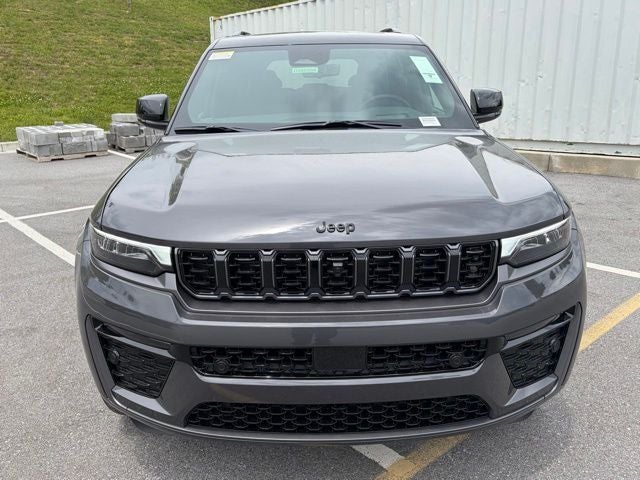 2026 Jeep Grand Cherokee GRAND CHEROKEE SUMMIT 4X4