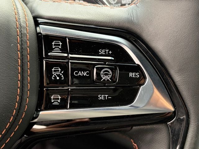 2026 Jeep Grand Cherokee GRAND CHEROKEE SUMMIT 4X4