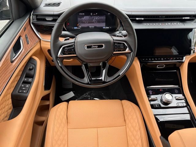 2026 Jeep Grand Cherokee GRAND CHEROKEE SUMMIT 4X4