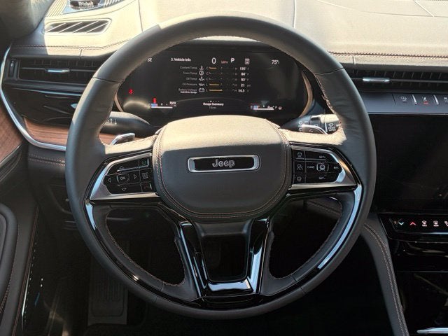 2027 Jeep Grand Cherokee GRAND CHEROKEE SUMMIT 4X4