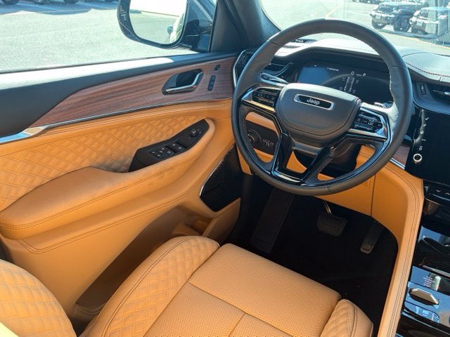 2027 Jeep Grand Cherokee GRAND CHEROKEE SUMMIT 4X4