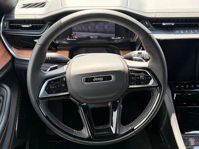 2026 Jeep Grand Cherokee GRAND CHEROKEE SUMMIT 4X4