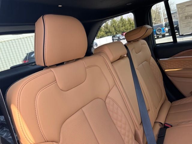 2026 Jeep Grand Cherokee GRAND CHEROKEE SUMMIT 4X4