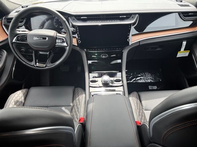 2026 Jeep Grand Cherokee GRAND CHEROKEE SUMMIT 4X4