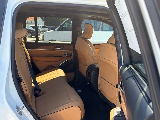 2026 Jeep Grand Cherokee GRAND CHEROKEE SUMMIT 4X4