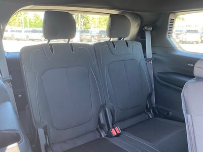 2025 Jeep Grand Cherokee GRAND CHEROKEE L LAREDO X 4X4