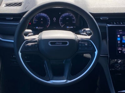 2025 Jeep Grand Cherokee GRAND CHEROKEE L LAREDO X 4X4