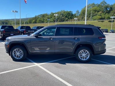 2025 Jeep Grand Cherokee GRAND CHEROKEE L LAREDO X 4X4