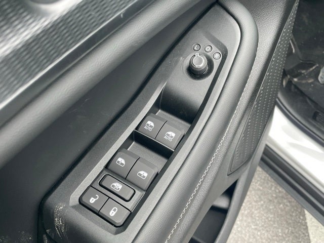 2025 Jeep Grand Cherokee GRAND CHEROKEE L LAREDO X 4X4