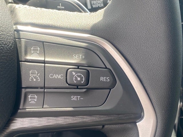 2025 Jeep Grand Cherokee GRAND CHEROKEE L LAREDO 4X4