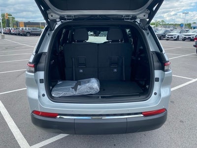 2025 Jeep Grand Cherokee GRAND CHEROKEE L LAREDO X 4X4