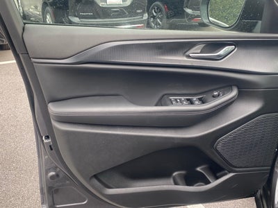 2025 Jeep Grand Cherokee GRAND CHEROKEE L LAREDO X 4X4