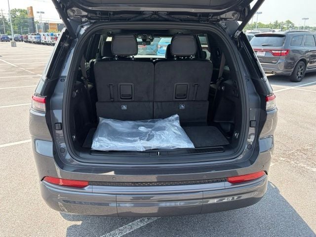 2026 Jeep Grand Cherokee GRAND CHEROKEE L LIMITED RESERVE 4X4