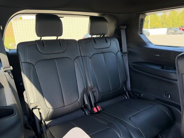 2026 Jeep Grand Cherokee GRAND CHEROKEE L LIMITED RESERVE 4X4