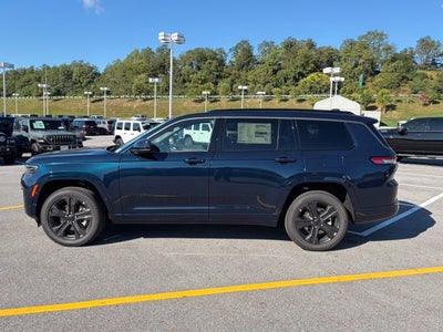 2027 Jeep Grand Cherokee GRAND CHEROKEE L LIMITED RESERVE 4X4